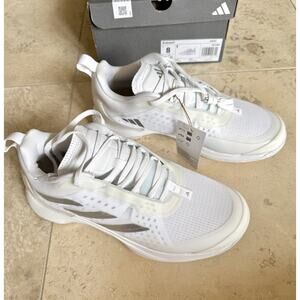 Adidas womens NEW in box Avacourt White Silver Metallic tennis shoes size 8